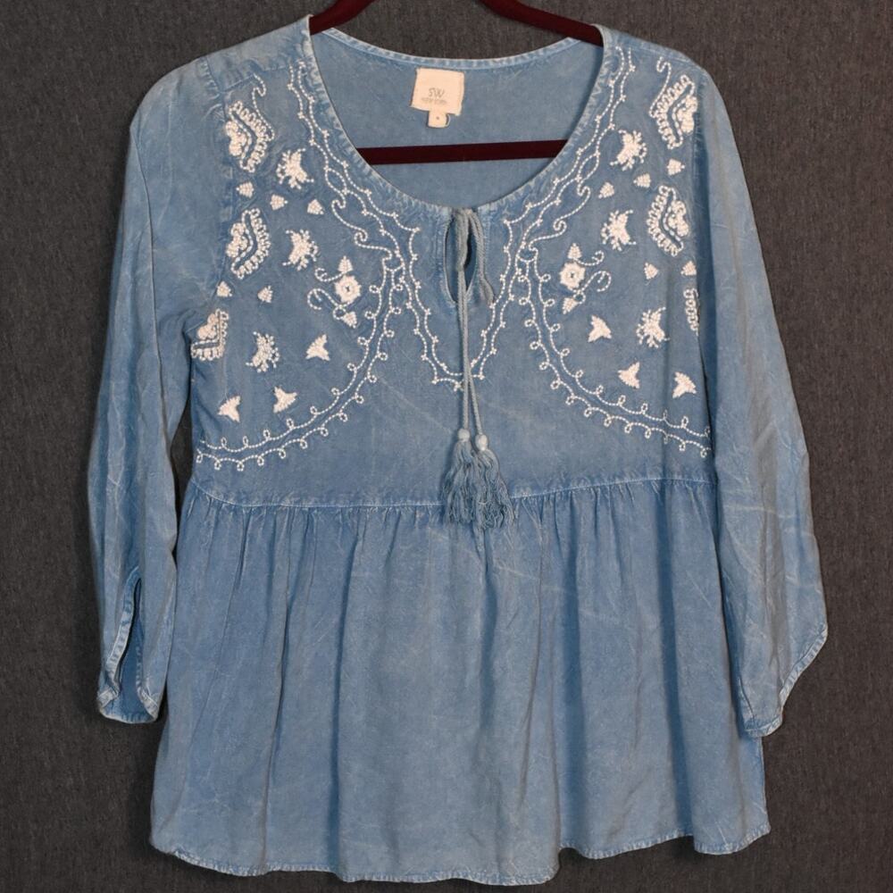 SW New York Denim Blouse Women's Small Embroidered Lightweight Boho Hippy Artsy